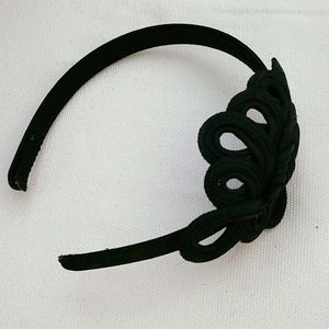 Girls black fabric headband